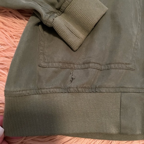 Olive Jacket - Picture 2 of 4